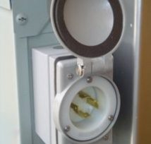Single Compartment / HVAC Cooled Enclosure Plug