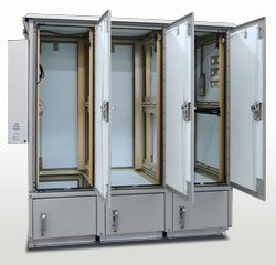 Triple Bay Outdoor Enclosures - Open Triple Bay Outdoor Enclosures - Open