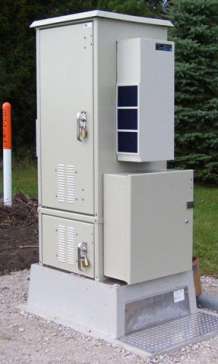Single Bay with Separate Battery Compartment